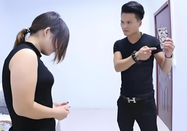 婚外关系还会对个人的情感和心理健康产生负面影响